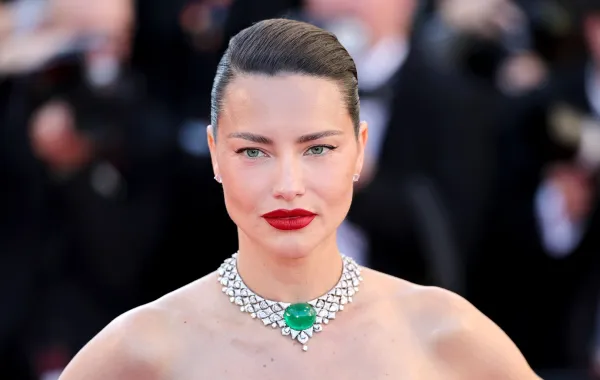 أدريانا ليما Adriana Lima مصدر الصورة : Neilson Barnard/Getty Images