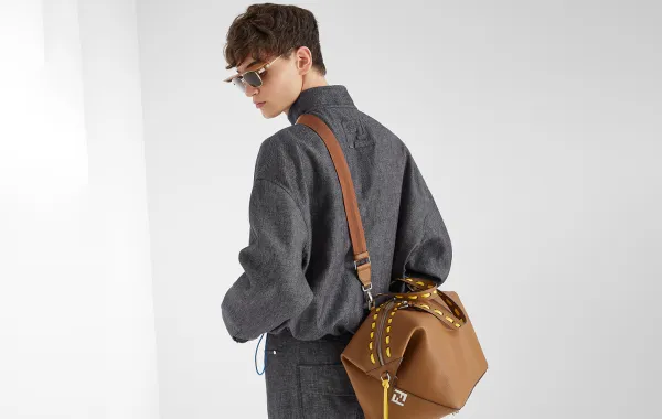 حقيبة لوي دافل Lui Duffle Bag من دار فندي Fendi