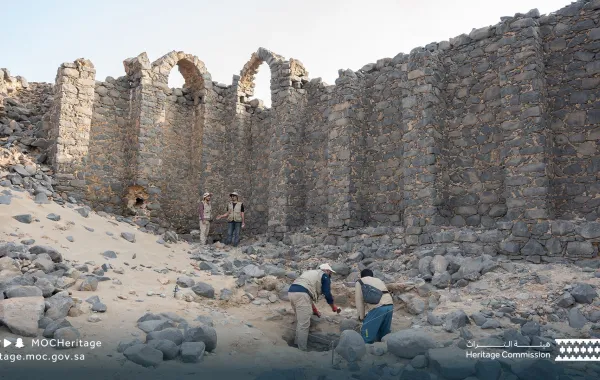 أكثر من 1700 أثرٍ في ميقات الجحفة الأثري - (مصدر الصورة: حساب هيئة التراث على منصة إكس)