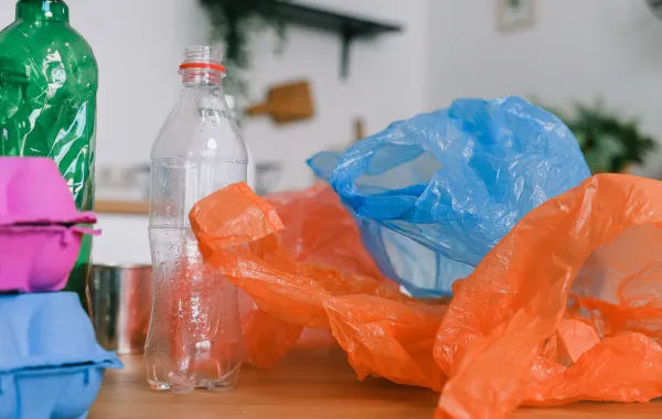أكياس بلاستيك  