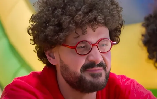 رامز جلال من فيلم بيج رامي- الصورة من شاشة عرض برومو الفيلم 
