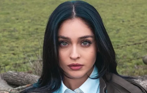 جيمري بايسال Cemre Baysel - الصورة من حسابها على انستغرام