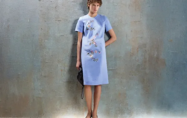 من مجموعة Days of Summer 2026 من  برادا Prada