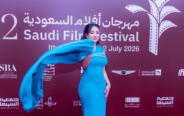 الممثلة السعودية خيرية أبو لبن- الصورة خاصة بسيدتي من تصويرعيسى الدبيسي