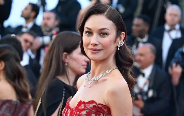أولغا كوريلنكو Olga Kurylenko  في مهرجان كان السينمائي 2026(مصدر الصورة:Stephane Cardinale - Corbis/Corbis via Getty Images)