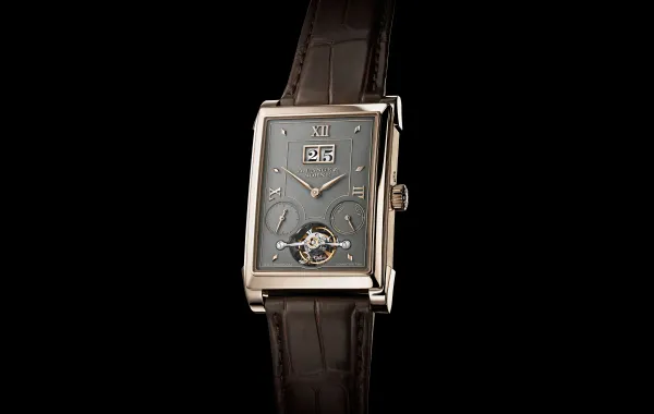  ساعة Cabaret Tourbillon Honeygold الراقية