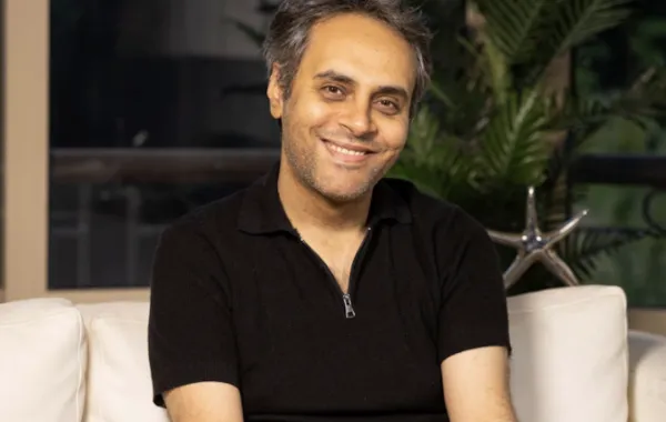 المدير الفني الجديد لمهرجان الجونة السينمائي أندرو محسن- تصوير يحي أحمد 