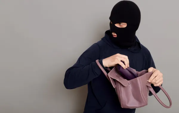 تفسير رؤيا اللص في المنام