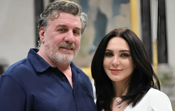 الفنانة سلاف فواخرجي برفقة زوجها الفنان وائل رمضان- الصورة من حسابها الخاص بإنستغرام