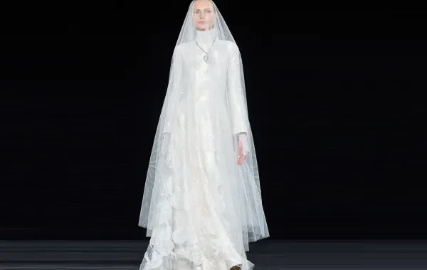 فستان زفاف من أرماني بريفيه Armani Privé -الصورة من Launchmetrics/Spotlight ©