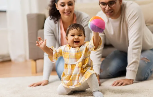 صورة لعائلة سعيدة
