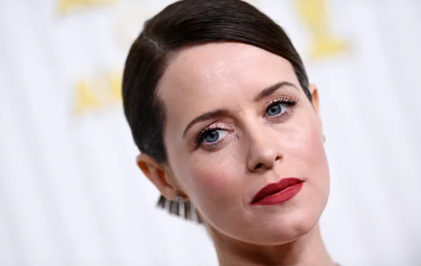 كلير فوي (Claire Foy) بطلة فيلم افتتاح مهرجان فينيسيا - Photo by VALERIE MACON / AFP