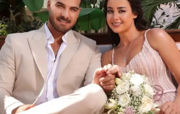 حسن خليل وروعة السعدي في حفل الخطوبة - الصورة من حسابها على إنستغرام