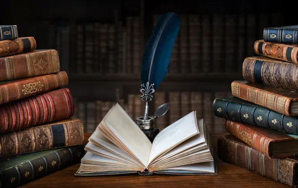 أبرز المقولات في الأدب العربي 
