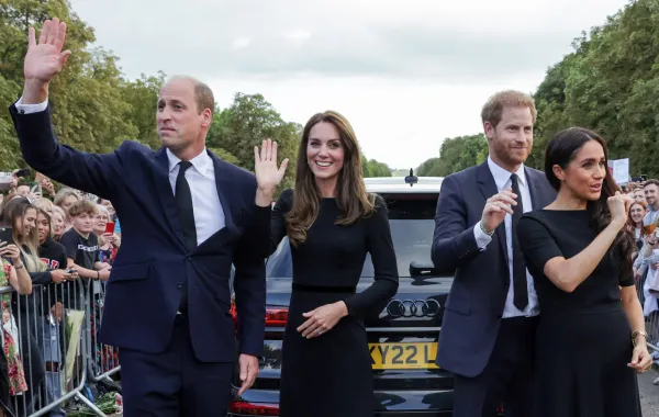 الأمير هاري وميغان ماركل بآخر ظهور علني مع الأمير ويليام وكيت ميديلتون - Photo by CHRIS JACKSON / POOL / AFP