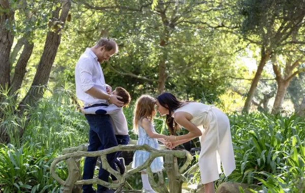 Prince Harry, Prince Archie, Princess Lilibet and Meghan Markle- مصدر الصورة Meghan, Duchess of Sussex/Instagram
