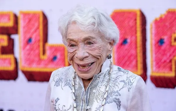الممثلة الأمريكية باني ليفين في لوس أنجلوس (American actress Bunny Levine in Los Angeles)- مصدر الصورة:  Amanda Edwards/Getty Images
