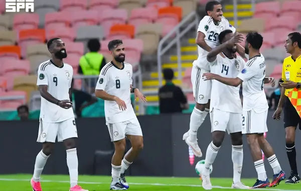 المنتخب السعودي يتأهل إلى نصف نهائي كأس الخليج العربي "خليجي 27" بفوزه على عُمان - الصورة من "واس"