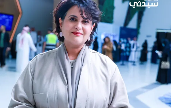 الشيخة هلا بنت محمد آل خليفة، الفنانة البصرية والرئيسة التنفيذية لمؤسسة نواة