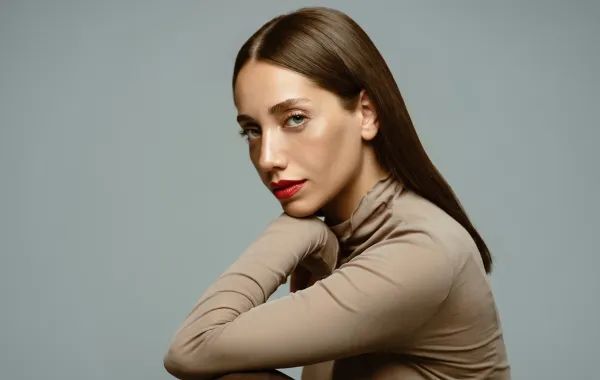 الممثلة التركية أوزجي أوزاكار Özge Özaca - الصورة من حسابها على انستغرام