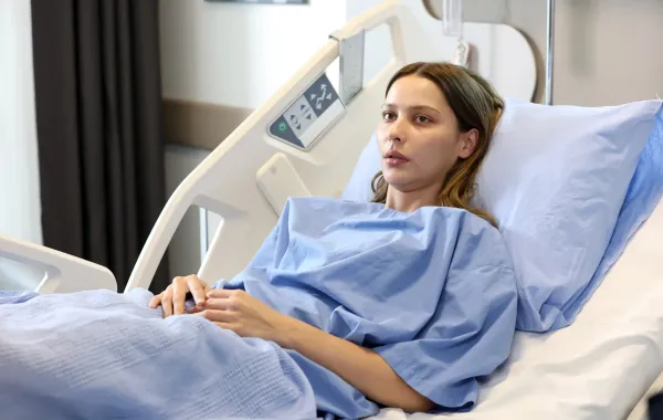 مسلسل إسطنبول رأسًا على عقب الحلقة 14.. مليك تنقذ ناز من الموت وغالب يخطط للتخلص منها