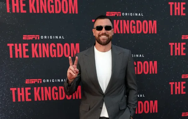 ترافيس كيلسي Travis Kelce - مصدر الصورة: ( JAMIE SQUIRE / GETTY IMAGES NORTH AMERICA / Getty Images via AFP)