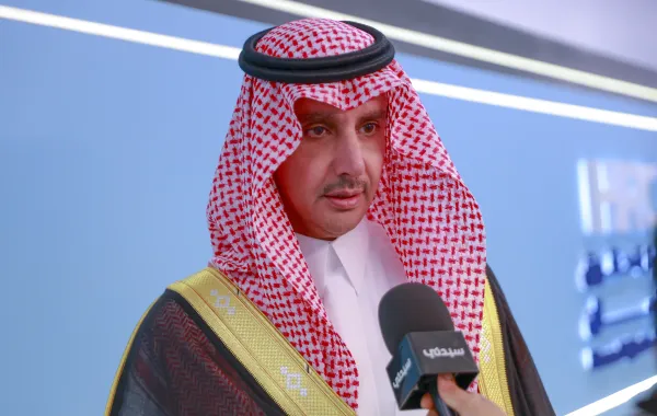 الأمير سعود بن عبد العزيز بن فرحان آل سعود رئيس مجلس إدارة جمعية أسر التوحد