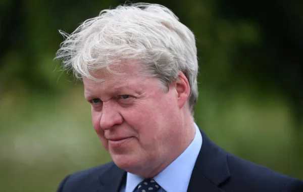تشارلز سبنسر في قصر كنسينغتون (Charles Spencer at Kensington Palace). مصدر الصورة: Daniel LEAL / AFP