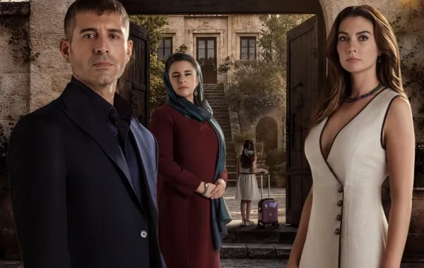 بوستر المسلسل التركي نصف أم - الصورة من حساب المسلسل على انستغرام