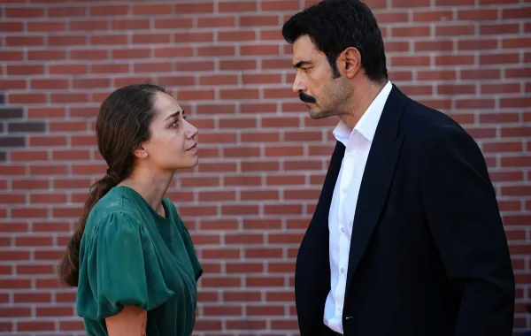 البوستر الدعائي لمسلسل حبك نارSevdan Bir Ateş- الصورة من حساب الشركة المنتجة على انستغرام
