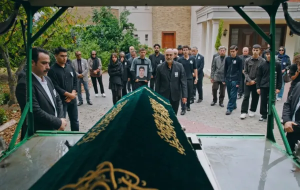 مسلسل إسطنبول رأسًا على عقب - الصورة سكرين شوت من معاينة الحلقة 16