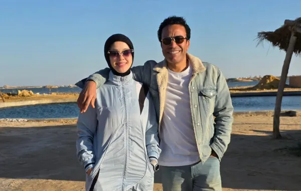 سامح حسين وزوجته وسام حامد