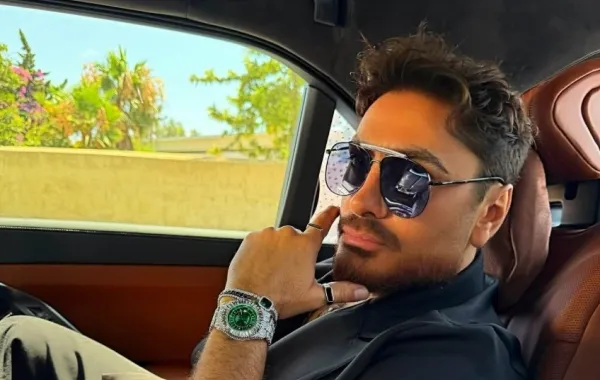 تامر حسني- الصورة من صفحته على فيسبوك