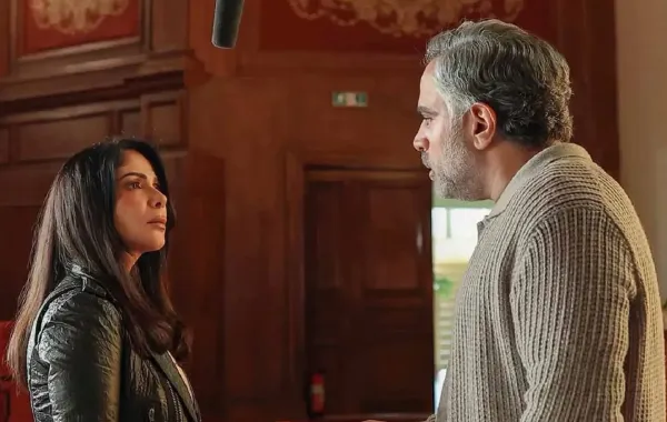 منى زكي ومحمد شاهين فى طالع نازل - الصورة من الشركة المنتجة