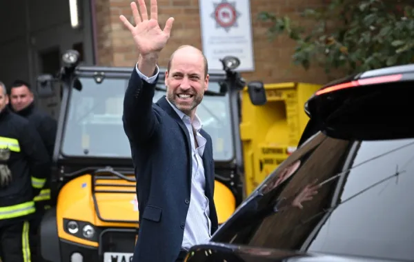 الأمير ويليام في إلمنستر جنوب غرب إنجلترا (Prince William in Ilminster, south-west England)- مصدر الصورة: Photo by Finnbarr Webster / POOL / AFP