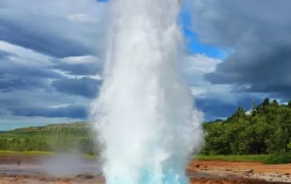 ينابيع المياه الحارّة في الطبيعة