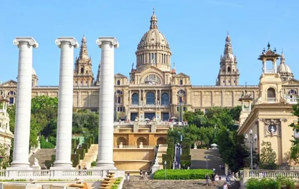 بالصور: السياحة في "برشلونة"