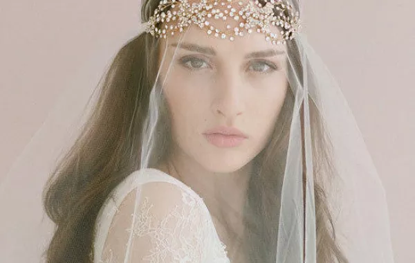 10 اكسسوارات لا تستغني عنها العروس أبداً