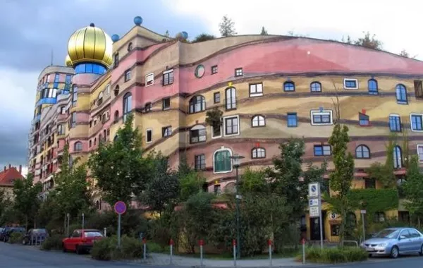 أغرب المباني وأكثرها جنوناً في العالم