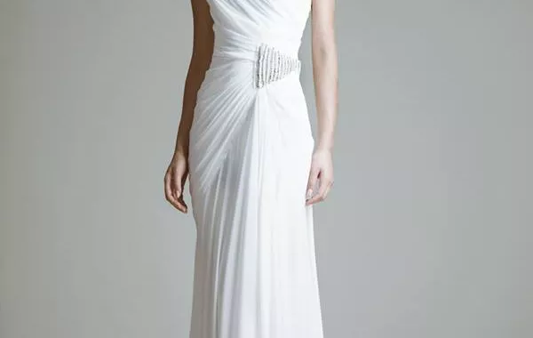 فساتين زفاف مستوحاة من الكواكب