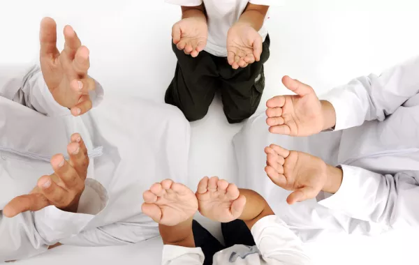 هل تزرعين حب الله في نفس طفلك؟
