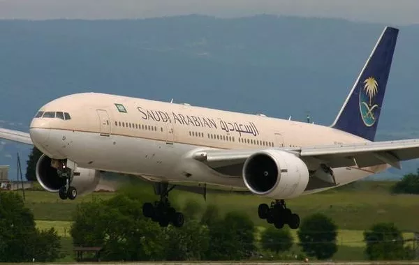 مراكز توعية للمسافر السعودي في المطار