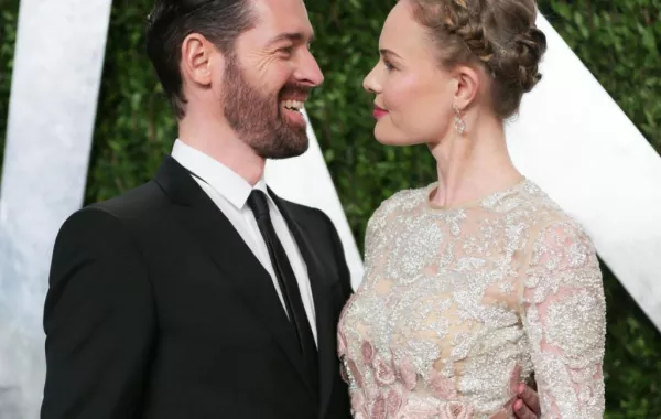 Kate Bosworth ترتدي ثوبين في زفافها الذي استمرّ أربعة أيام