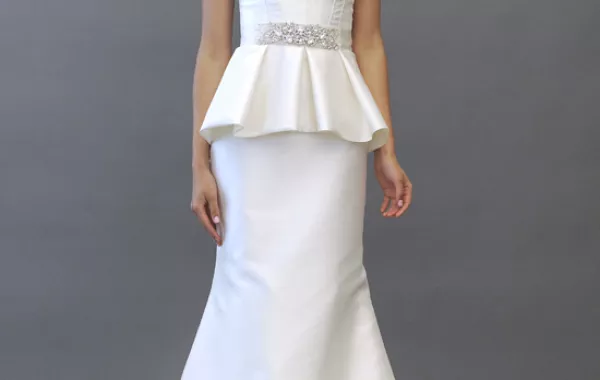 موضة فساتين الـ peplum للعروس أيضاً!