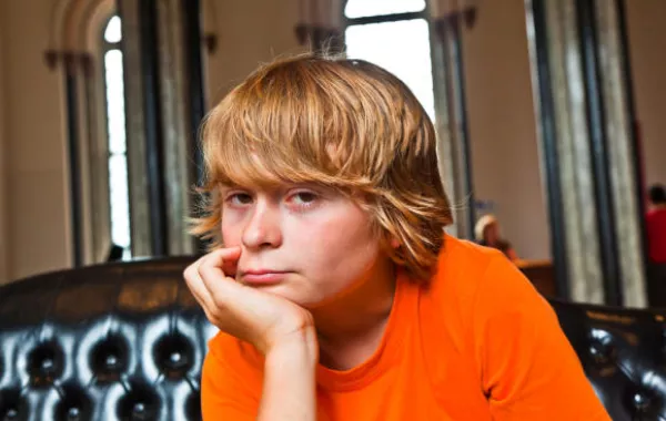 كيف ينظر المراهق لتصرفات أبيه؟