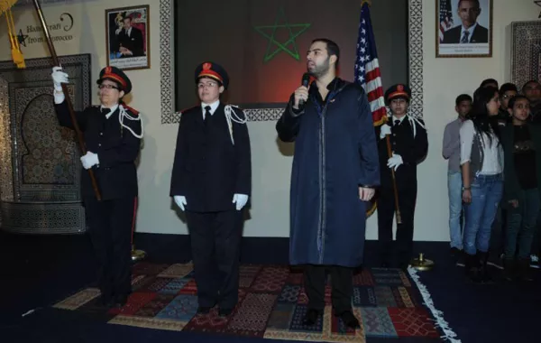 اختيار الفنان محمد رضا لأداء النشيد الوطني