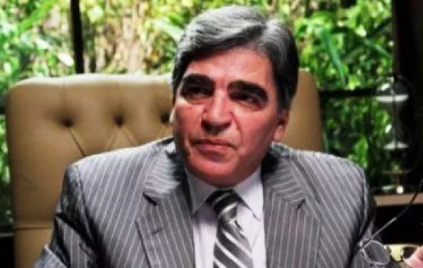 من وراء حرق ستوديو محمود الجندي؟