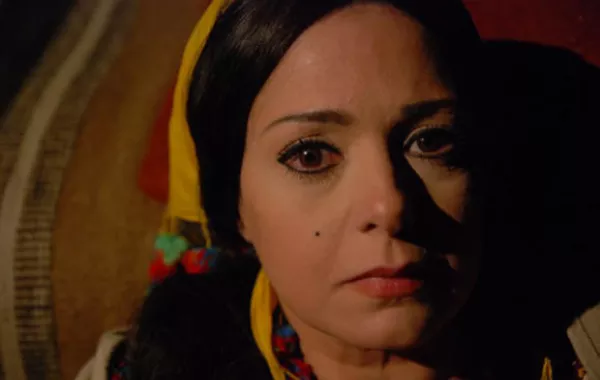 في موقف محرج باروكة صابرين تسقط خلف الكواليس