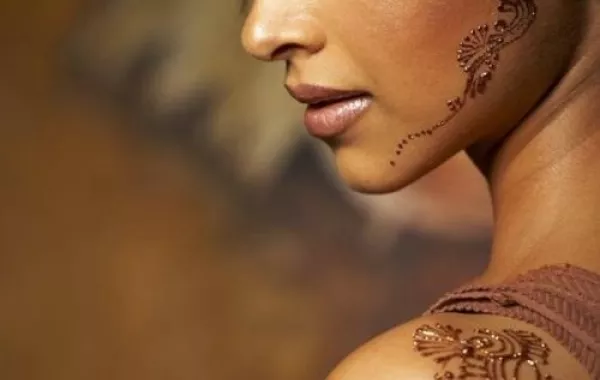 حنّة غير تقليدية للعروس!