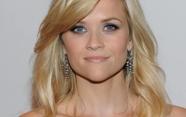 مكياجكِ على طريقة Reese Witherspoon